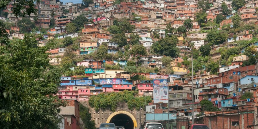 DEL BARRIO AL LÍDER INTEGRAL