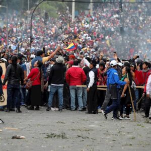 Ecuador y Haití, dos países, dos crisis. Video columna #53