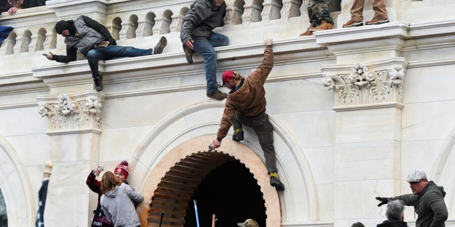 Estrategia de “tierra arrasada”. Video columna #49