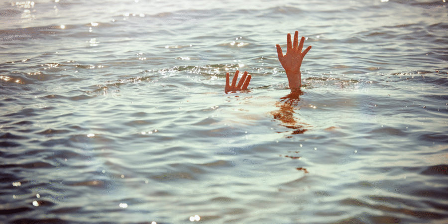 Esperanza en fuga. Esperanza en fuga.